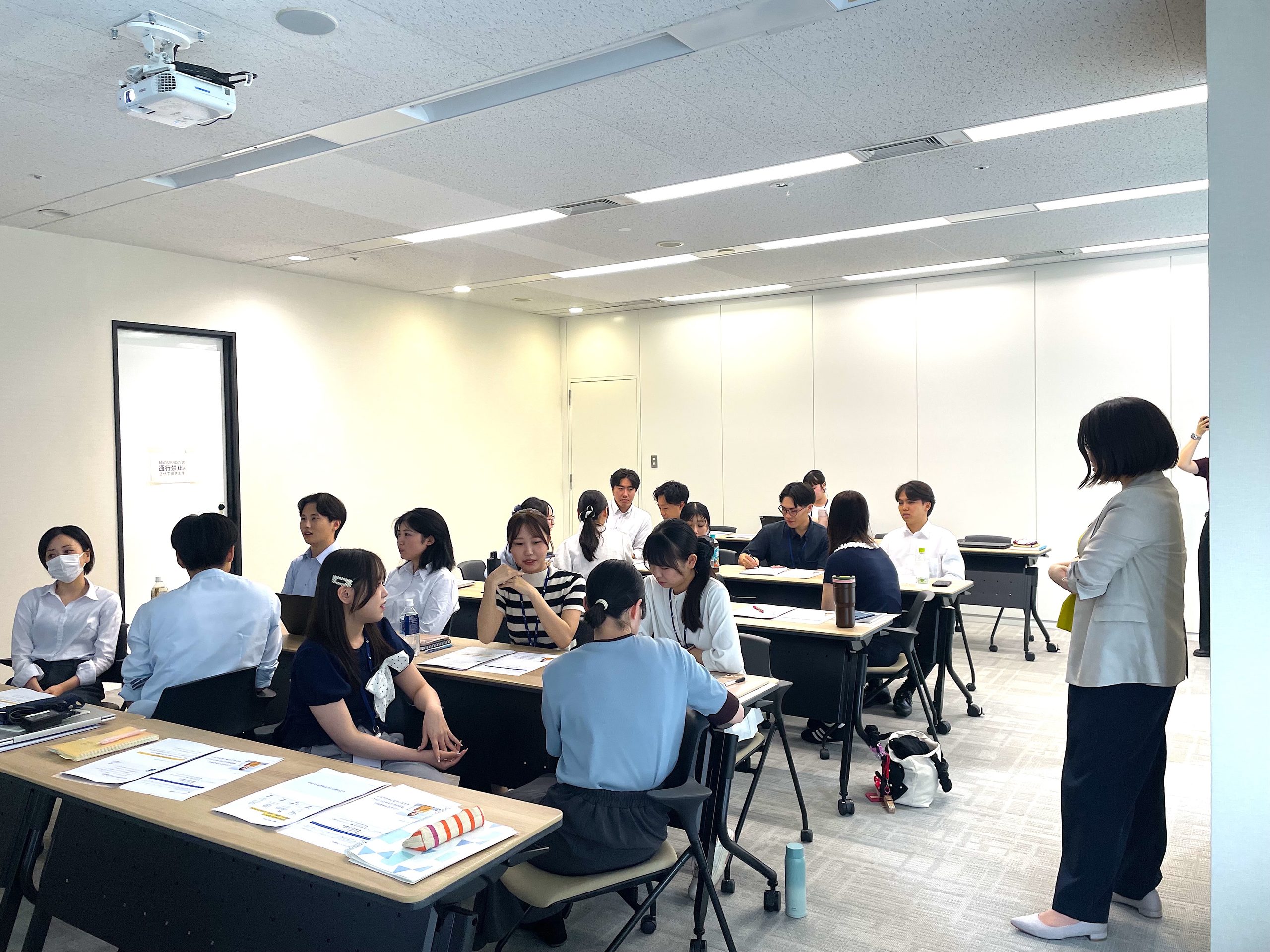 (株)イントラスト様で研修を行いました